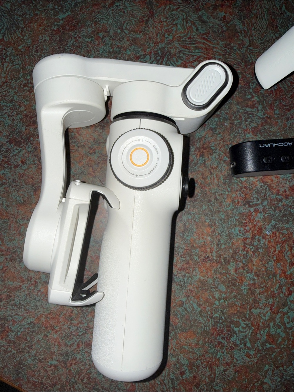 White Handheld Gimbal Stabilizer for Mobile Devices clear screen protector‎